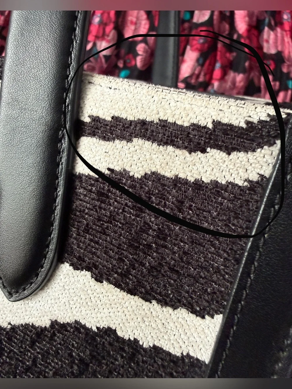 Kate Spade Manhattan Bold Zebra Boucle Jacquard Small Tote Bag